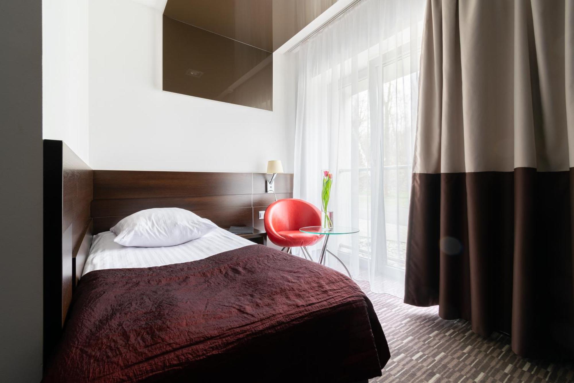 Hotel Diament Zabrze - Gliwice Exterior photo