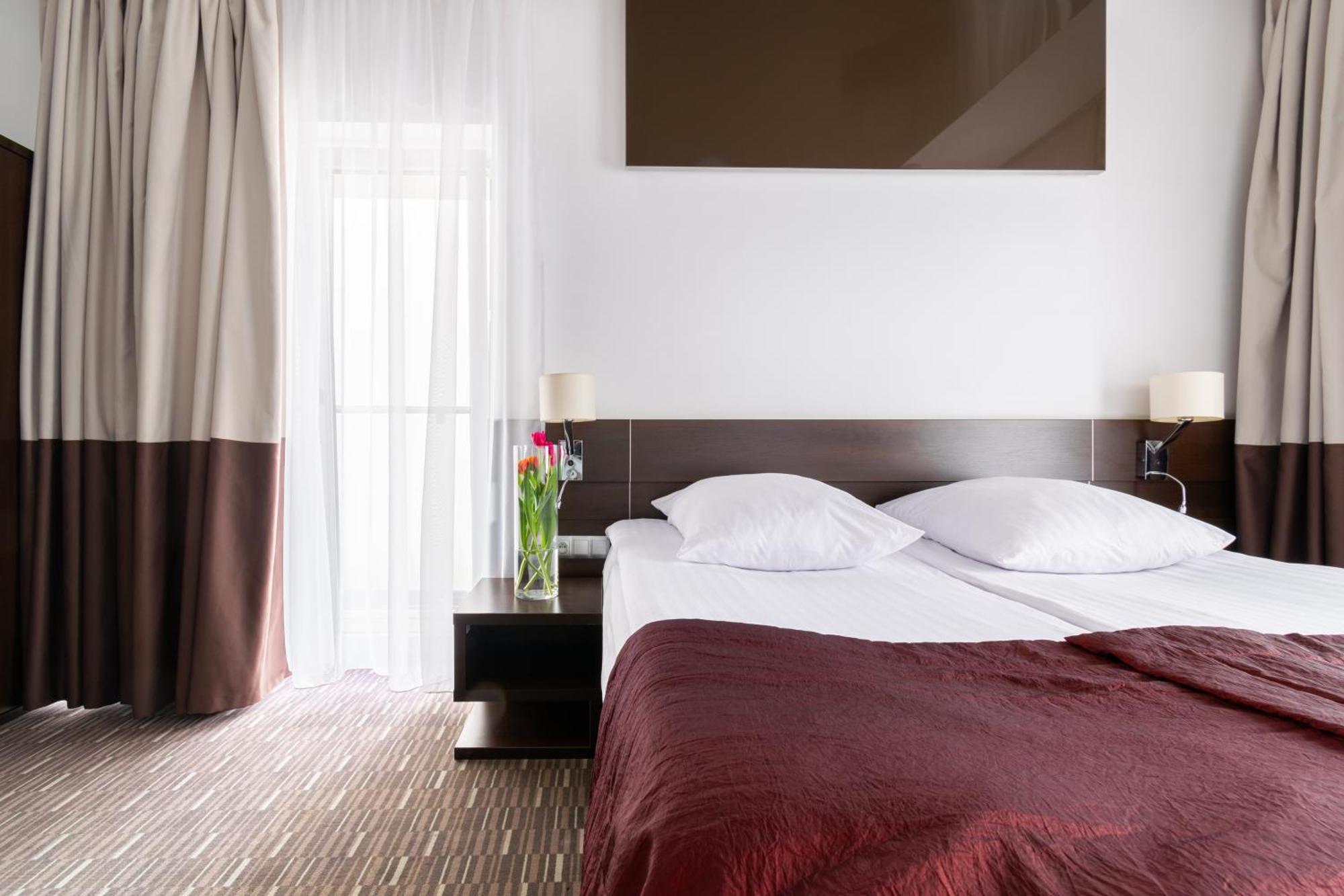 Hotel Diament Zabrze - Gliwice Exterior photo